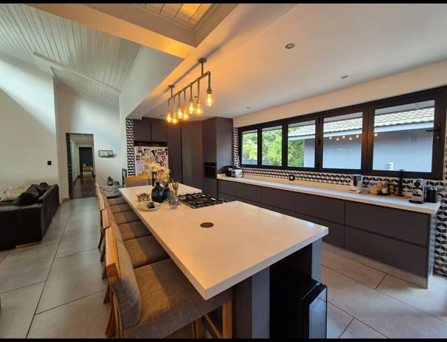 4 BEDROOM HOUSE FOR SALE IN VANDERBIJLPARK SW 5